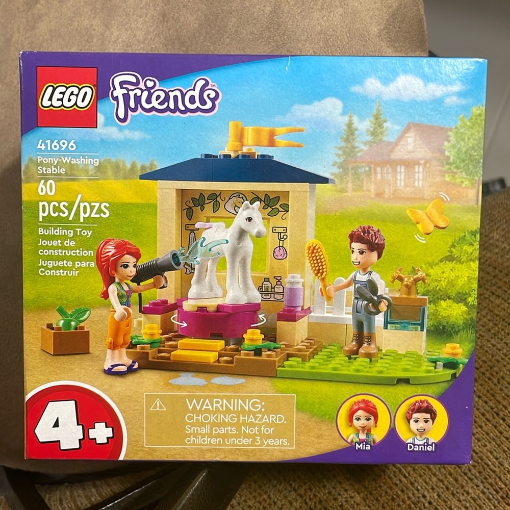 LEGO Friends: Pony-Washing Stable Horse Toy 4+ Set